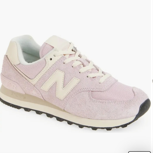 New Balance Sneakers - Picture 1 of 5